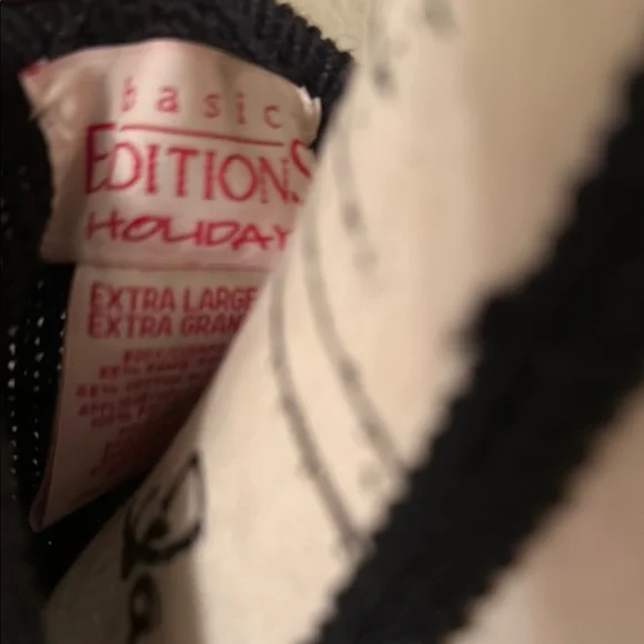 Basic Editions Christmas Cardigan Sweater - Picture 9 of 9